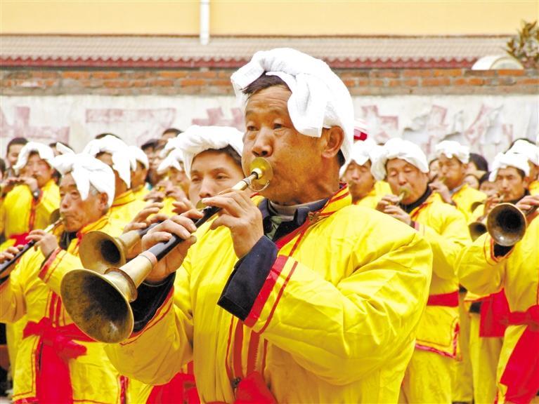 康县北部的唢呐吹奏是由庆阳传入,而南部的唢呐吹奏是由陕西,川北传入