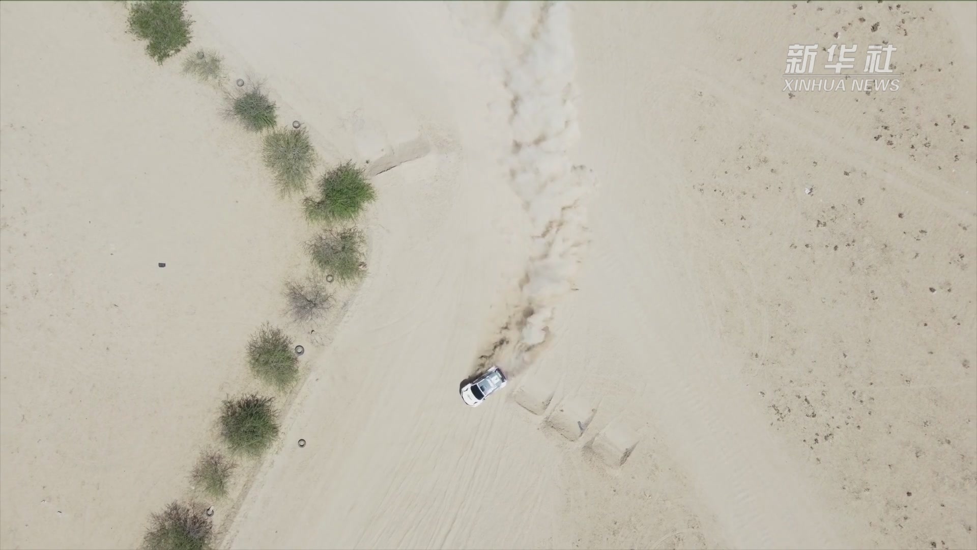 科威特举行国际汽车拉力赛