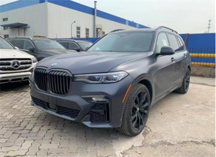 2021款宝马x7卓越顶配现车优惠10万起