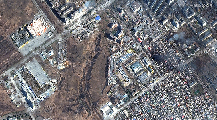 最新卫星图像显示基辅和马里乌波尔被破坏情况