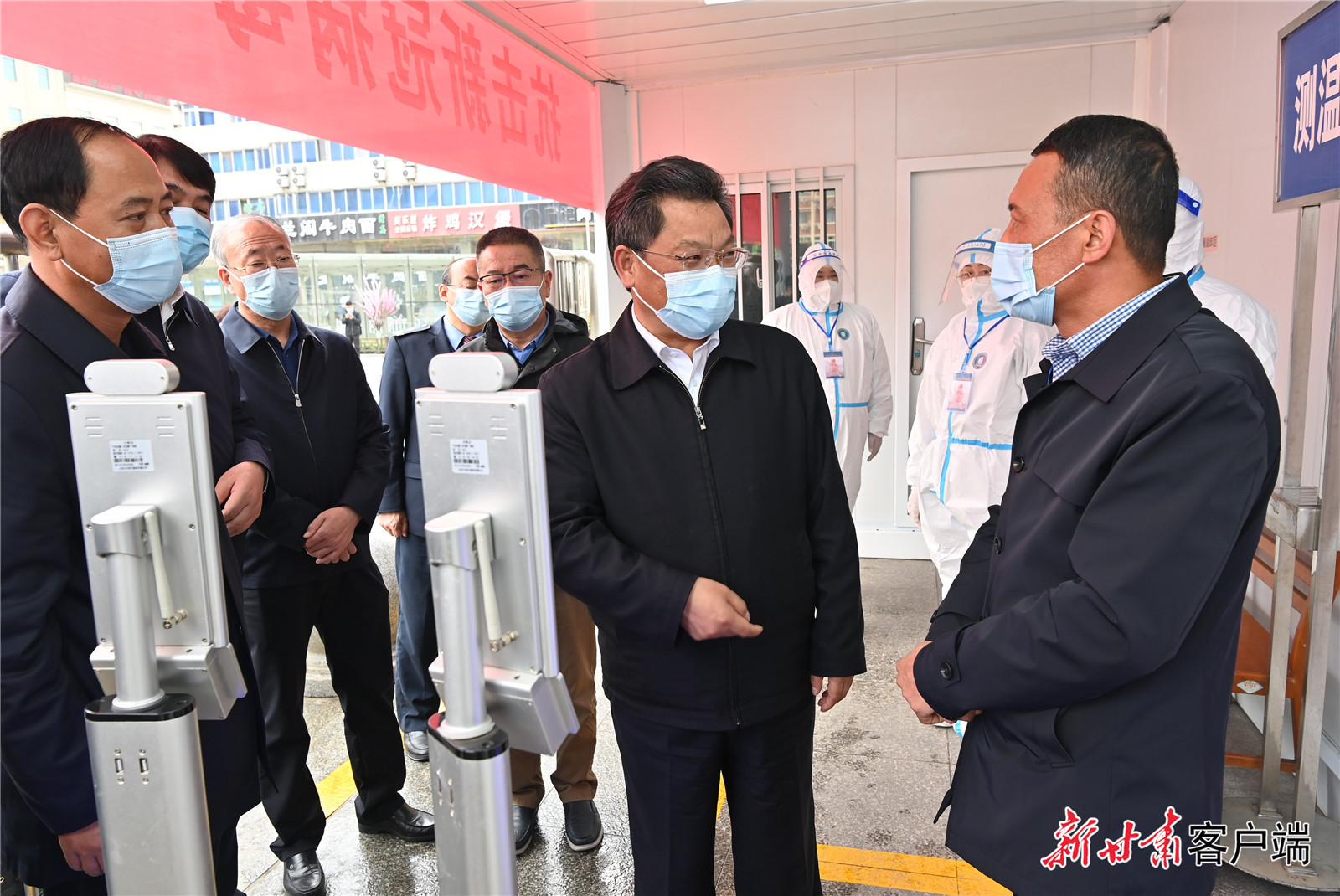 任振鹤:确保防控不松劲疫情不反弹发展不停步