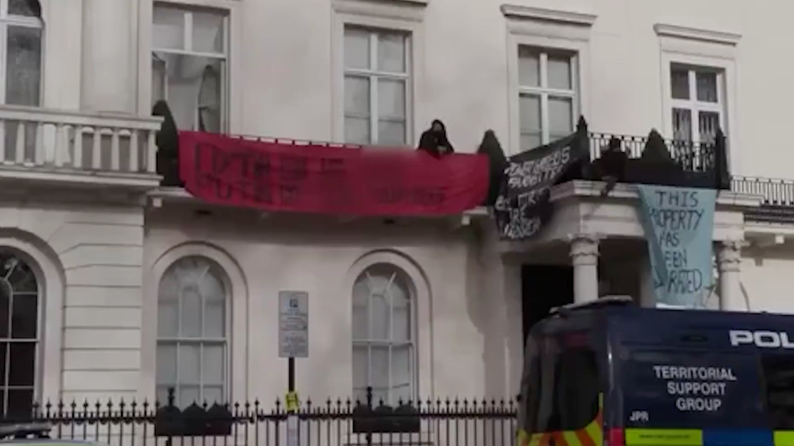 英国伦敦大规模游行集会 抗议“反犹主义”_凤凰网视频_凤凰网