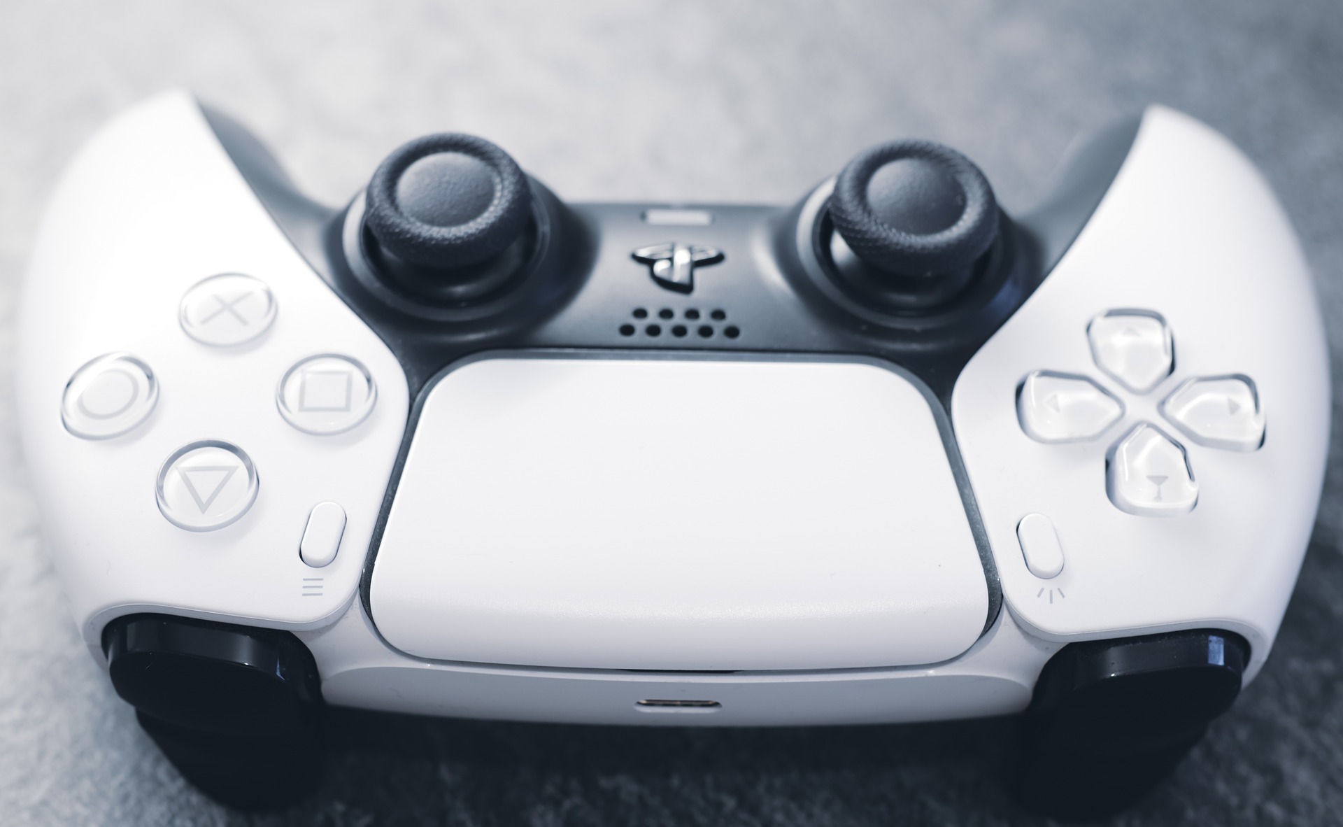 playstation-g174e39a16_1920.jpg