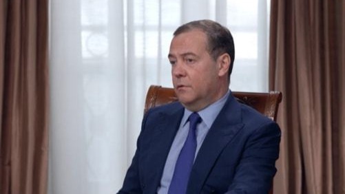 梅德韦杰夫接受采访狂批美国：他们才是“流氓国家”