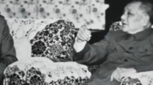 1982年邓小平针对香港问题明确表示：主权问题是不能够谈判的