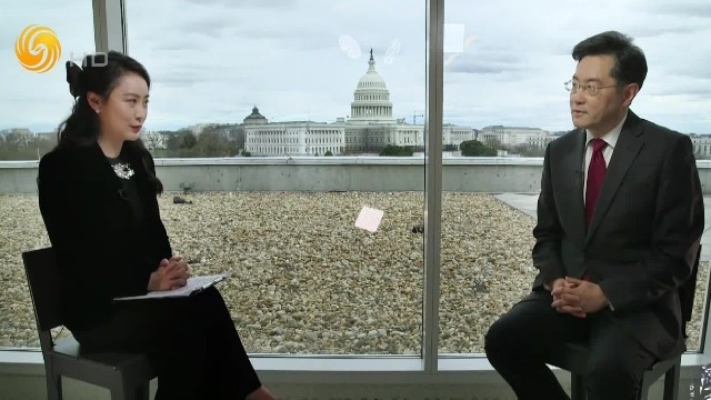 凤凰专访|秦刚：美俄谈了这么多年 为什么让中国承担俄乌冲突的责任？