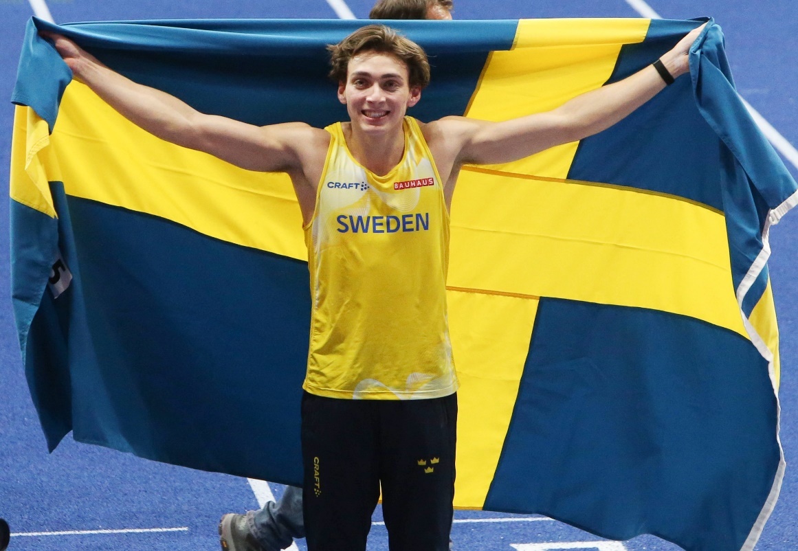 地球上跳的最高的人:拒绝为美国队出战 四次刷新世界纪录