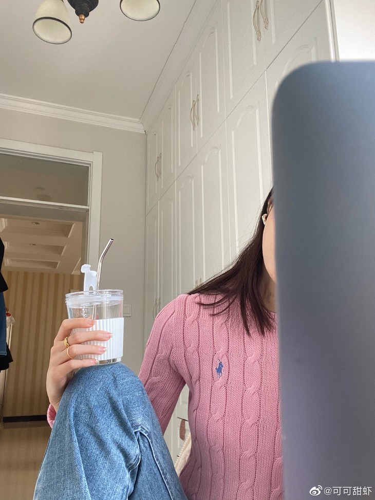 用一件麻花毛衣换小红书100个赞!