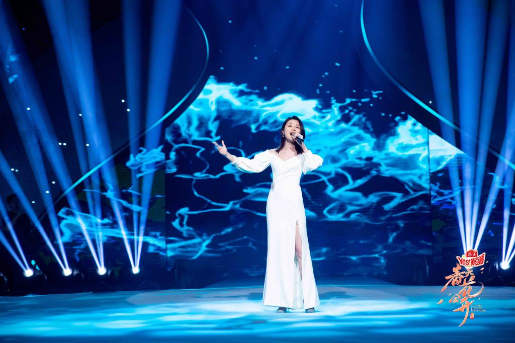 长江之歌原作曲者盛赞龚爽美声到民族唱法转换自然