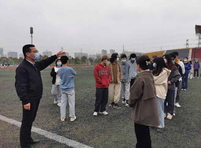 豫章师范学院：战“疫”情 扬师德 