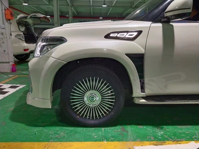 老款途乐y62改新款外观内饰多种案例