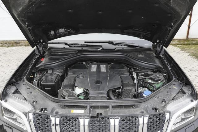 不过代号m276/m278的这两款大排量发动机,在动力输出上还是不错的.