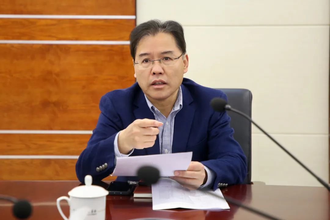 市商务局党组成员,副局长 叶文涛叶文涛副局长就做好生活物资保供工作