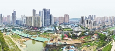 汉江南岸综合治理工程现场鸟瞰图。