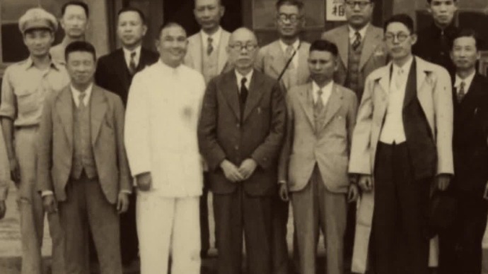 为彻底改造台湾，时任日本驻台湾总督的小林跻造要求改用日本姓氏