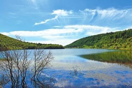 朝那湫前湫 图：张森林