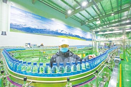 甘肃玛岈冰川矿泉水有限公司生产线