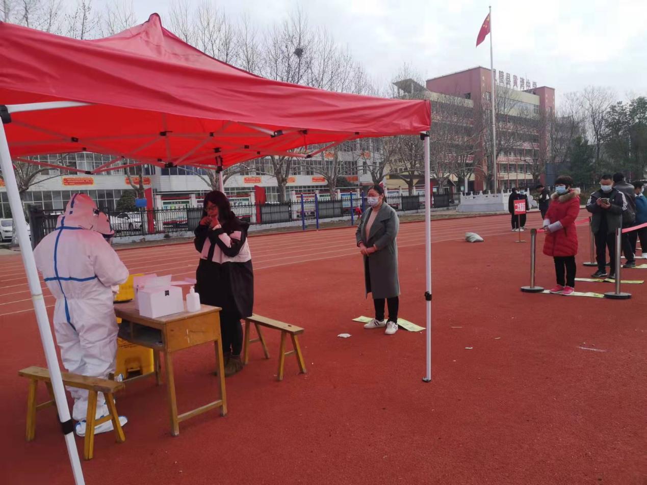 安徽灵璧县黄湾中学常态化防疫坚持人居环境同防