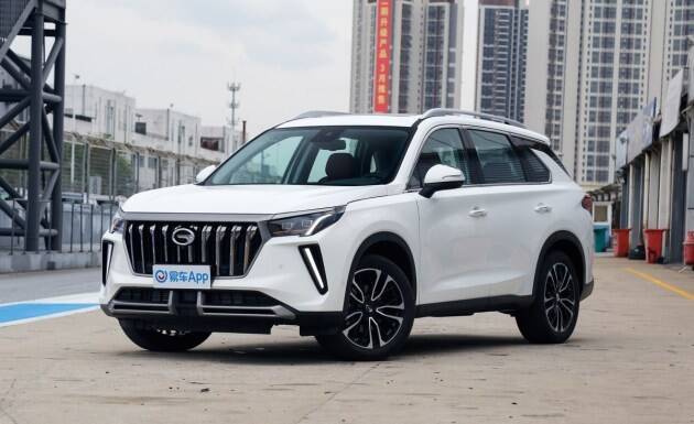 广汽传祺gs4plus新增车型上市售价1368万元