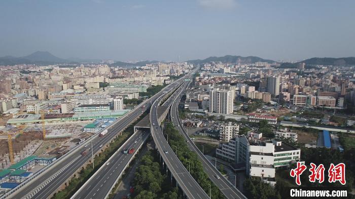 清明假期广东高速公路日均车流量约710万车次