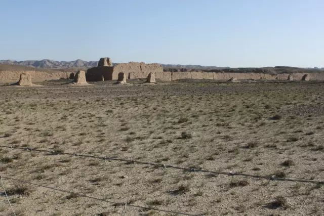 保存完整的青山堡2号敌台