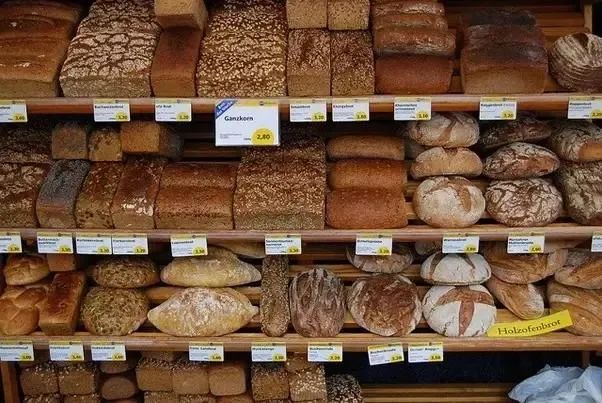 东欧地区的小麦面包