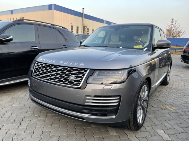 21款路虎揽胜行政创世标轴30t惊爆价