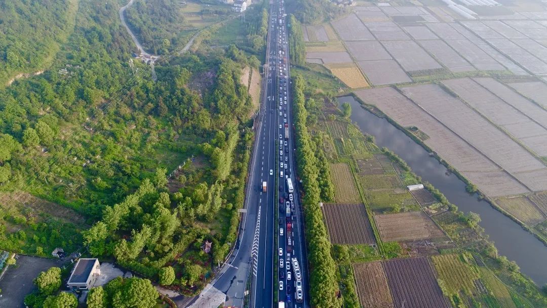 甬台温高速公路改扩建台州段完成初步设计评审