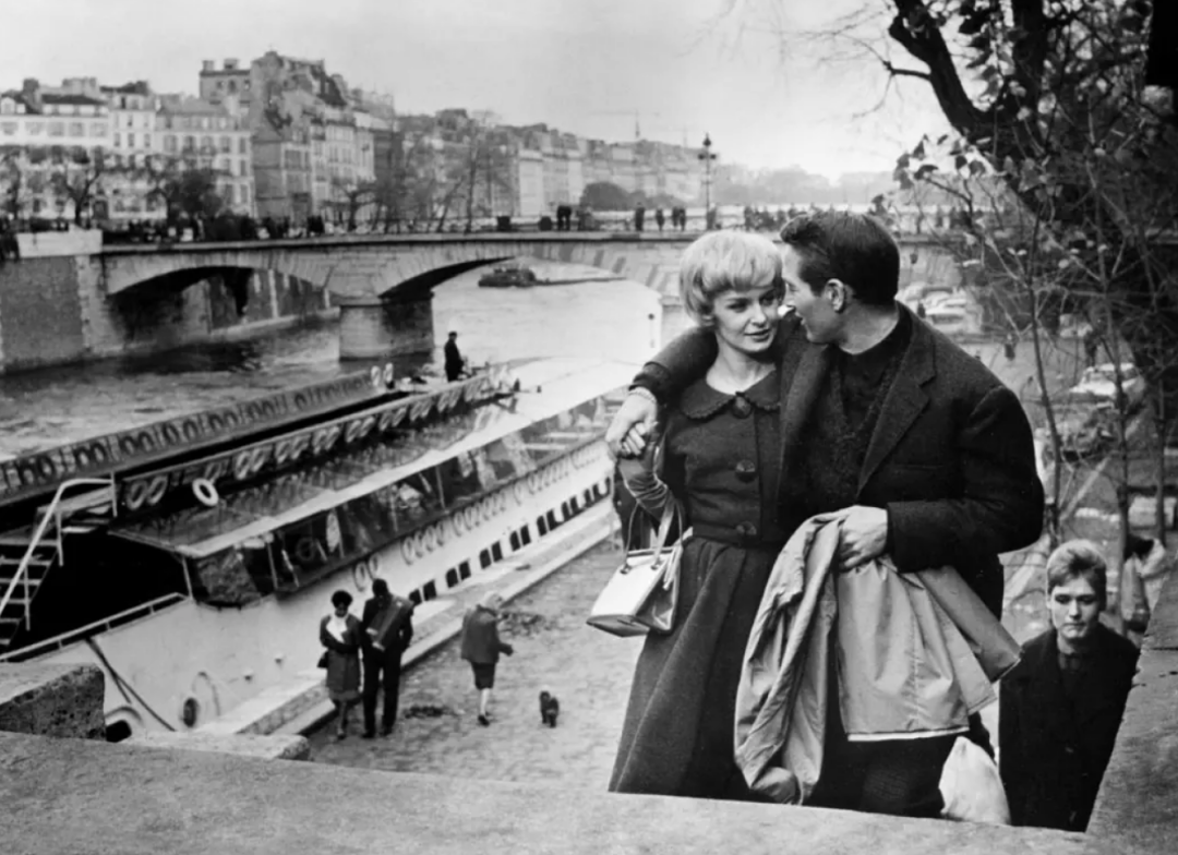 《巴黎狂恋》（1961）剧照。