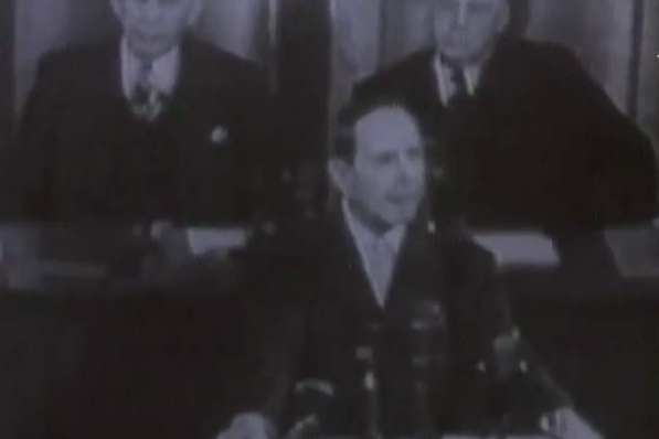 杜鲁门放弃核打击中国的计划，但核讹诈却从未停止过