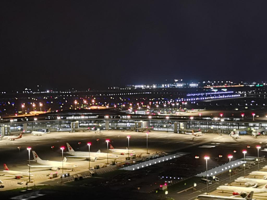 4月3日至4日,華東空管局就保障上海虹橋,浦東兩大機場接收來自7個省市