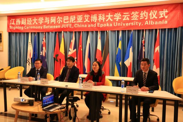 签约现场。孙坚/摄