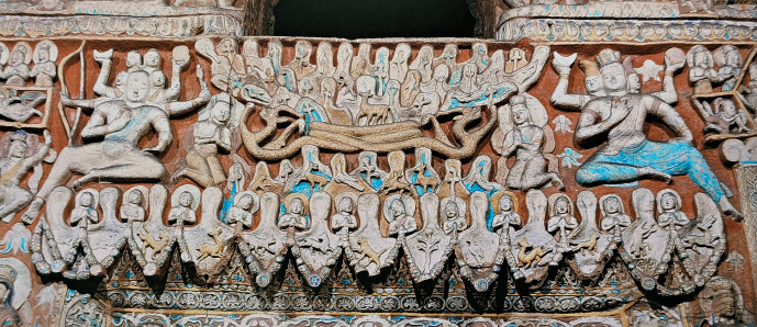 云冈石窟第10窟门楣上装饰