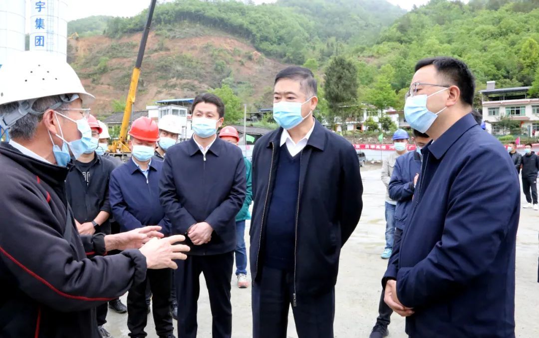 广元市委书记邹自景坚定工业强市发展思路加大招商引资力度