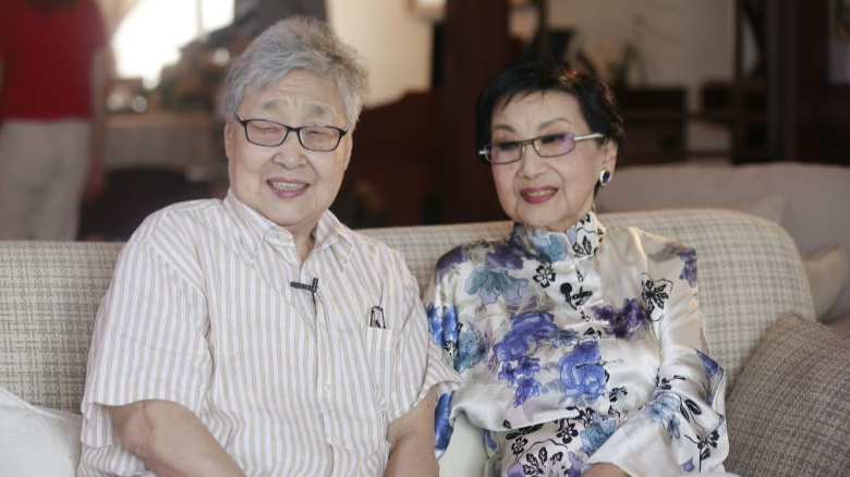 “东方赫本”夏梦的妹妹是篮球国手，眼中的姐姐：坚强，心里苦却哭不出来