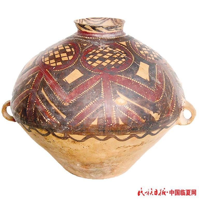 马家窑彩陶的艺术特点图片