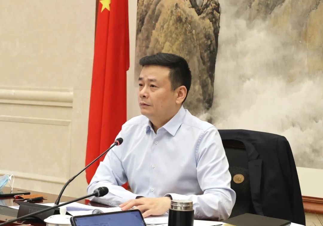 汤飞帆全力推动各项目标任务落地见效