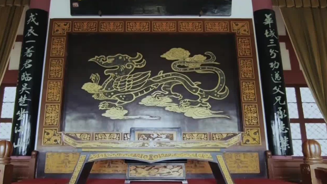 在个人命运和历史命运的抉择关头,周瑜和鲁肃促使孙权下决心与曹操决战_凤凰网视频_凤凰网
