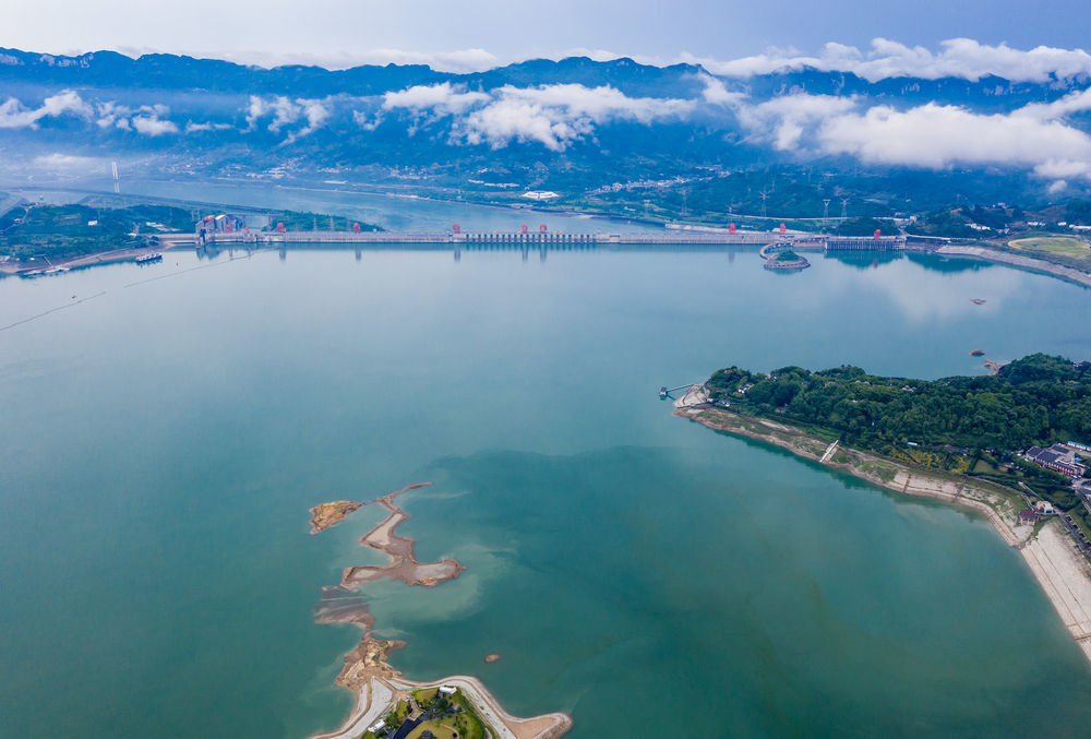 三峡大坝(资料图)郑家裕 摄