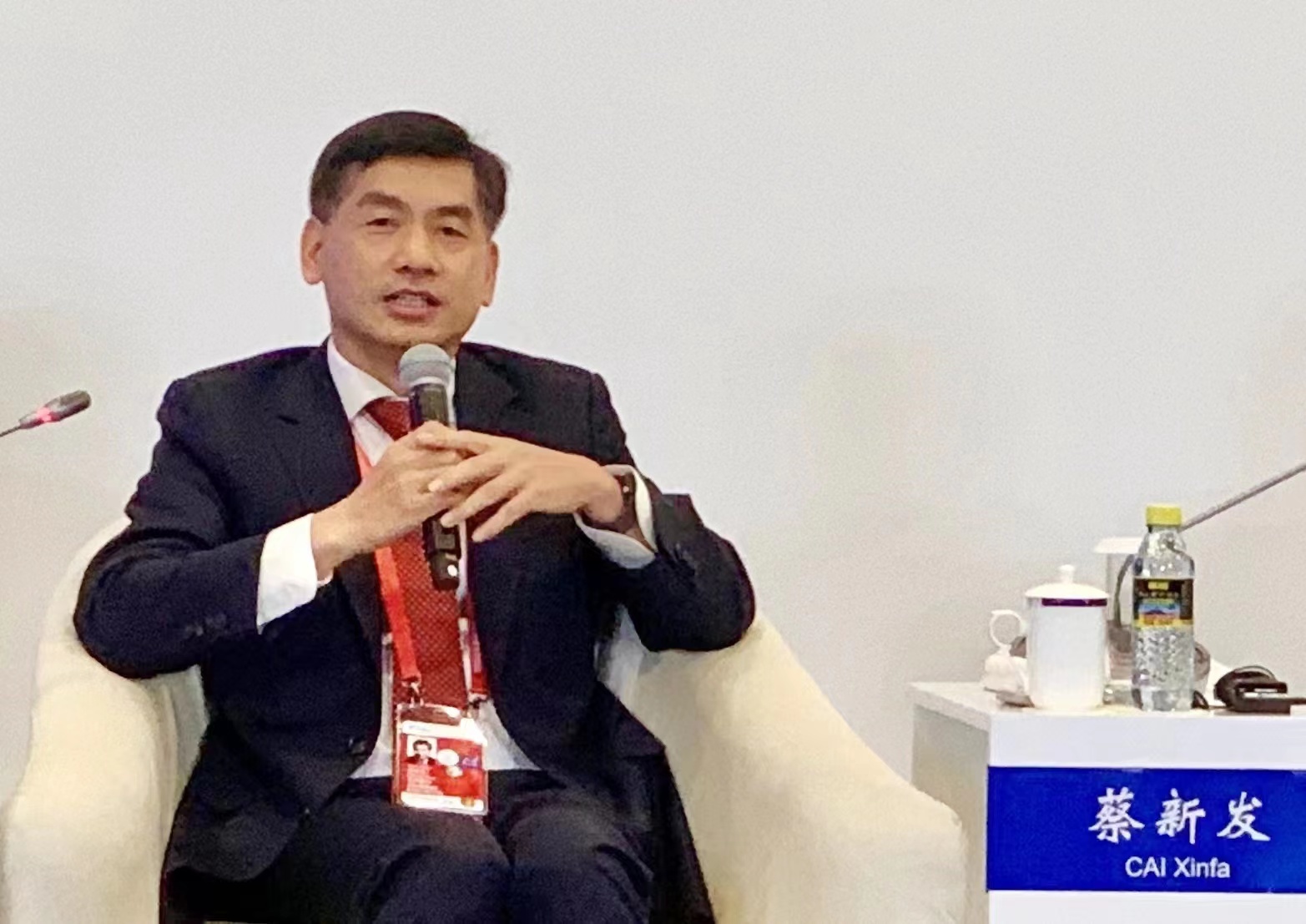 如何利用数字经济满足客户复杂需求平安银行蔡新发在博鳌亚洲论坛给出