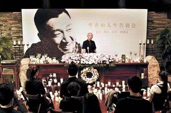 “天价”殡葬费的背后:从业者却普遍收入不高 问题出在谁身上?