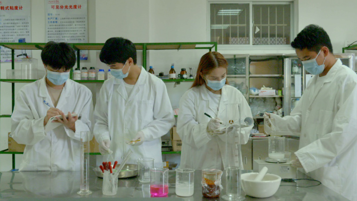 江西科技学院Dream Time团队以科学之力守护江河湖泊