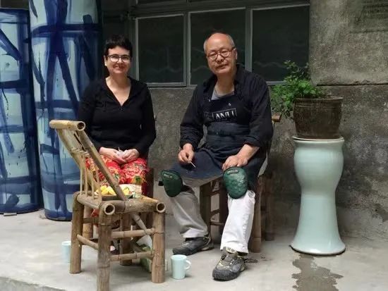 凤凰卫视《近观中国》走进景德镇 探访“洋景漂”