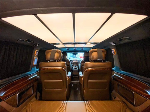 奔驰迈巴赫vs700外观时尚内饰清新脱俗