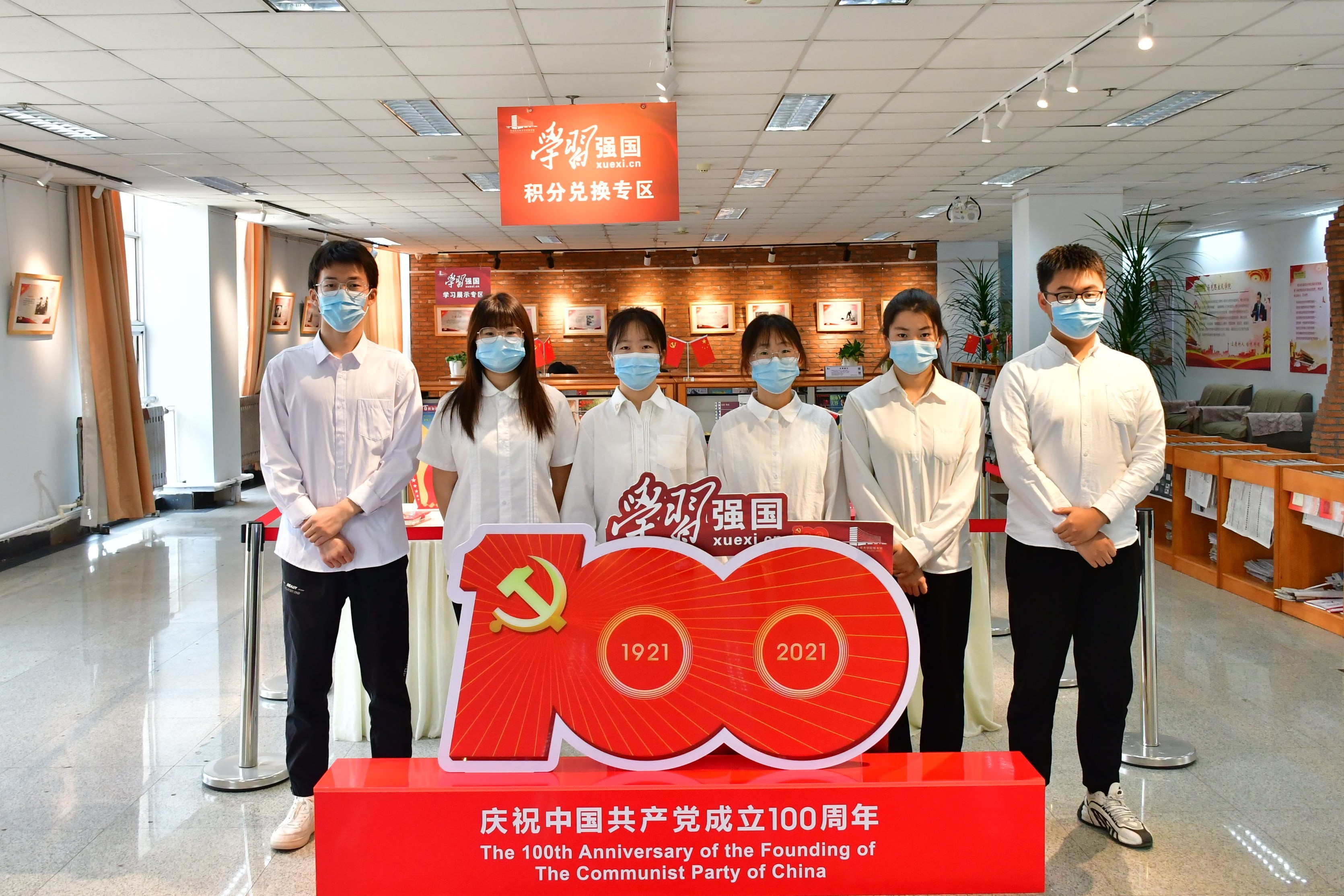 驻青高校首家!青岛职院率先开启“强国TV”网络育人阵地