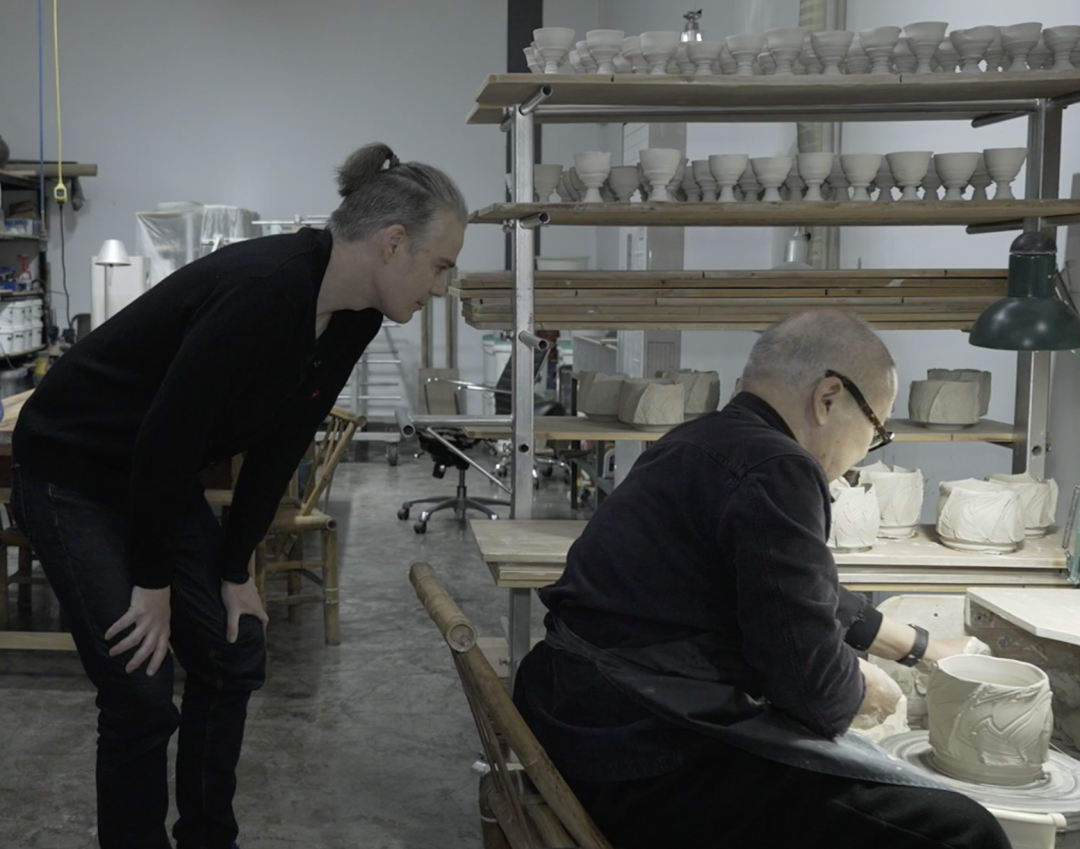 凤凰卫视《近观中国》走进景德镇 探访“洋景漂”