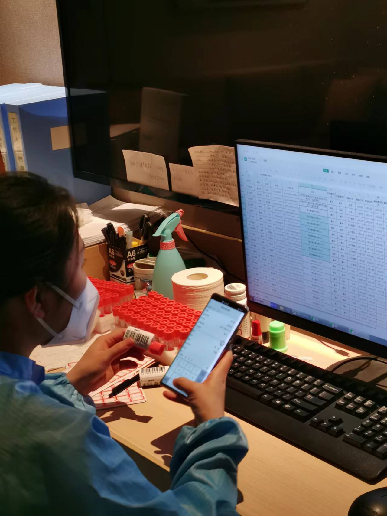 长春净月高新区逯竟雅隔离宾馆内书写别样青春