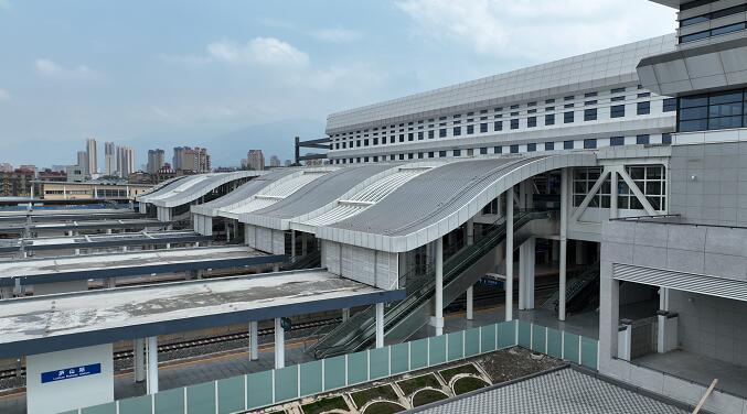 江西庐山站西站房扩建改造完成投入使用
