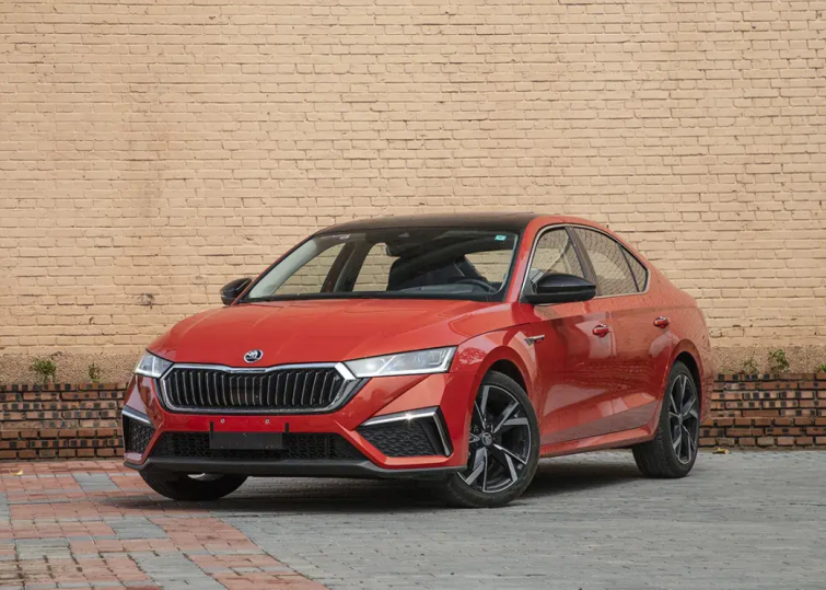 上汽大众斯柯达明锐pro表现如何实际体验一下就知道