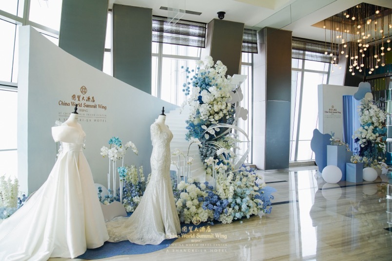 站在1000英尺高空说爱你北京国贸大酒店携手乐美婚礼举办爱在云端主题